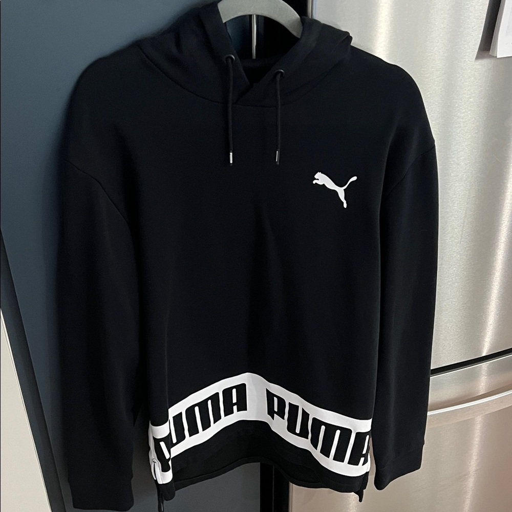 Puma Men's Black and White Logo Sweater